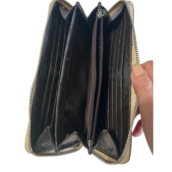 Coach Peyton Sign Wallet Embossed Salmon Orange Patent Leather Zip Around 8 x 4 - Picture 10 of 12